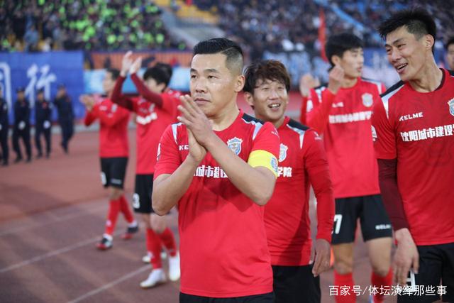 张子宇：我没大家想的那么高 大概2米23左右