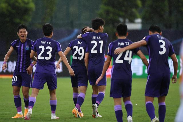 马卡报：皇马续约卡瓦哈尔 合同延续到2026年夏天